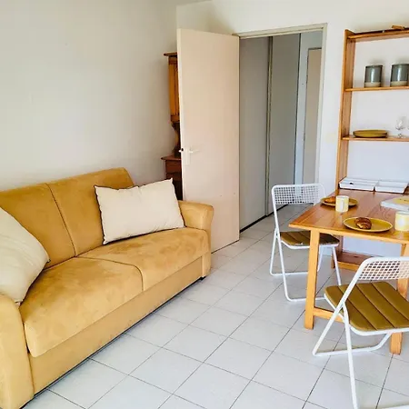 Rare Avec La Plage Au Bout Du Jardin Apartament Saint-Raphaël